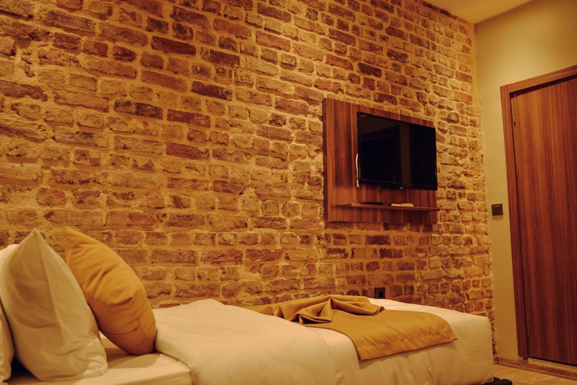Galata Calm Tale Hotel Istanbul Exterior photo